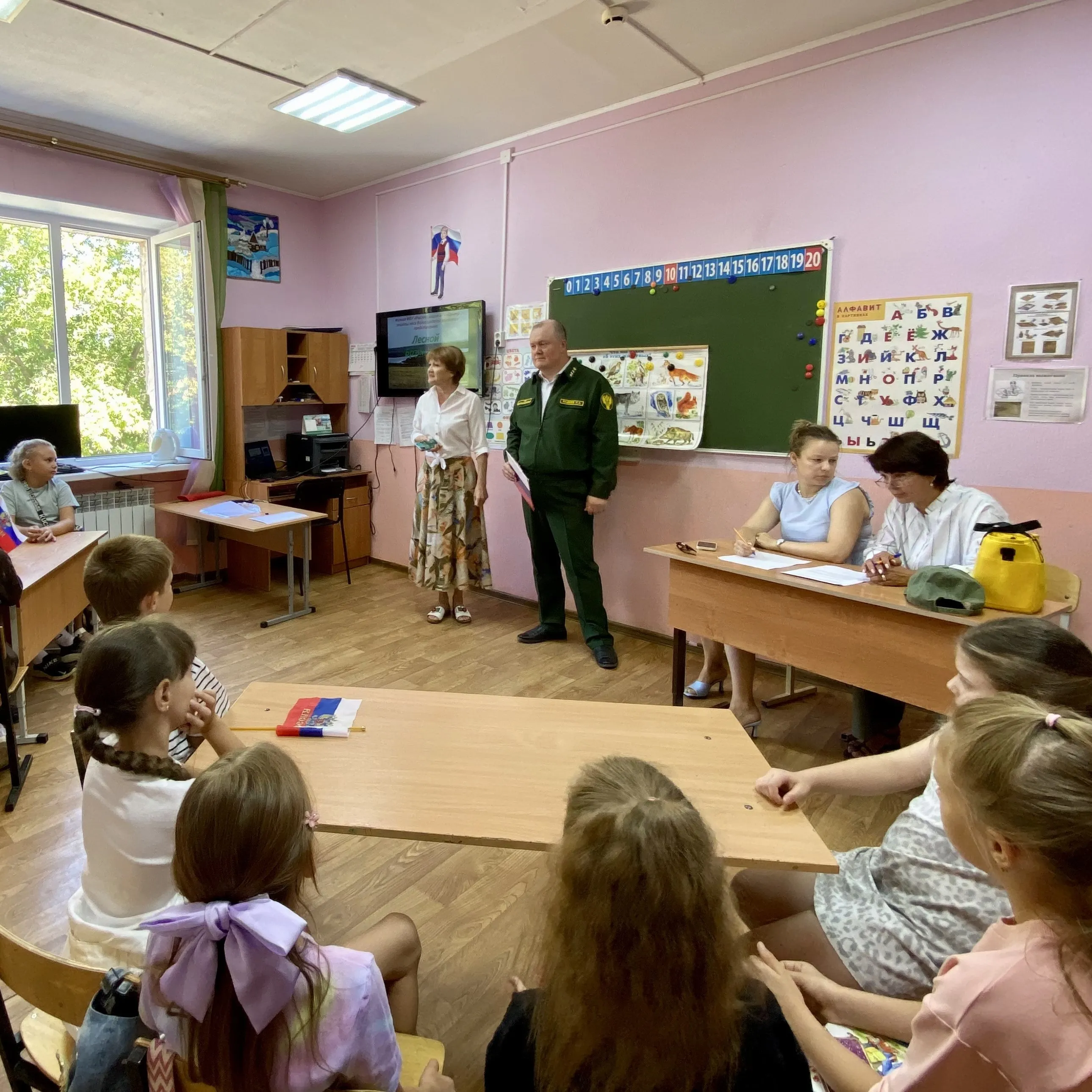 Школьники Волгоградской области испытали себя в лесном брейн-ринге