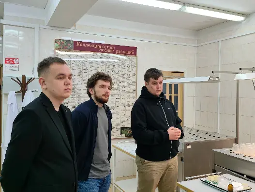 Участники Всероссийской программы для молодежи посетили Рослесозащиту
